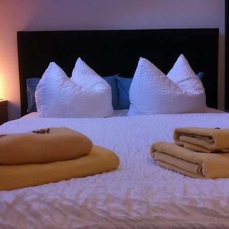 Pension Freiraum Guesthouse Берлин Экстерьер фото